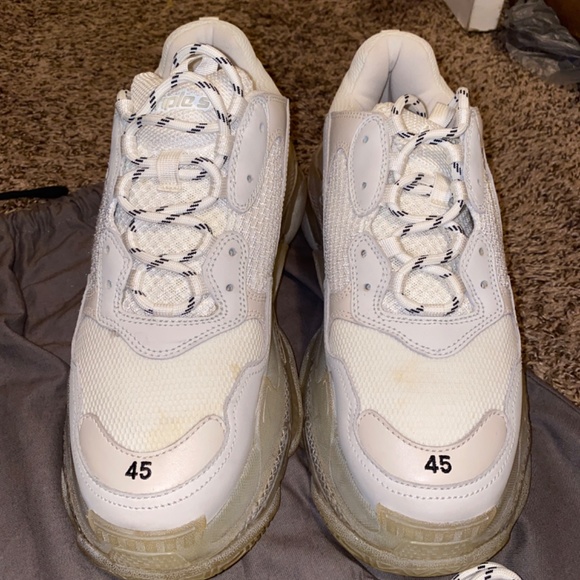 Shoes - Picture 3 of 3